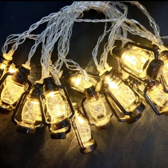*LAST ONE* Campfire Lantern Hanging String Lights - Picture 3 of 9